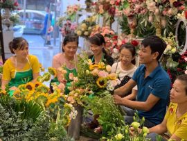 Công ty Môi Trường Xanh Quảng Ninh đào tạo cắm hoa nghệ thuật,học phí giá sinh viên
